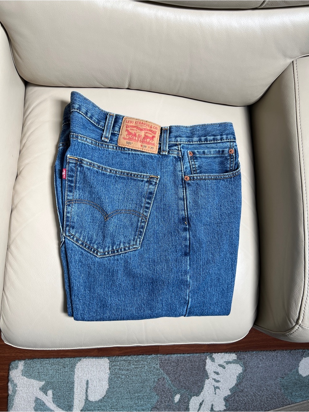 Levi’s 505 Men’s Jeans  38 x 30